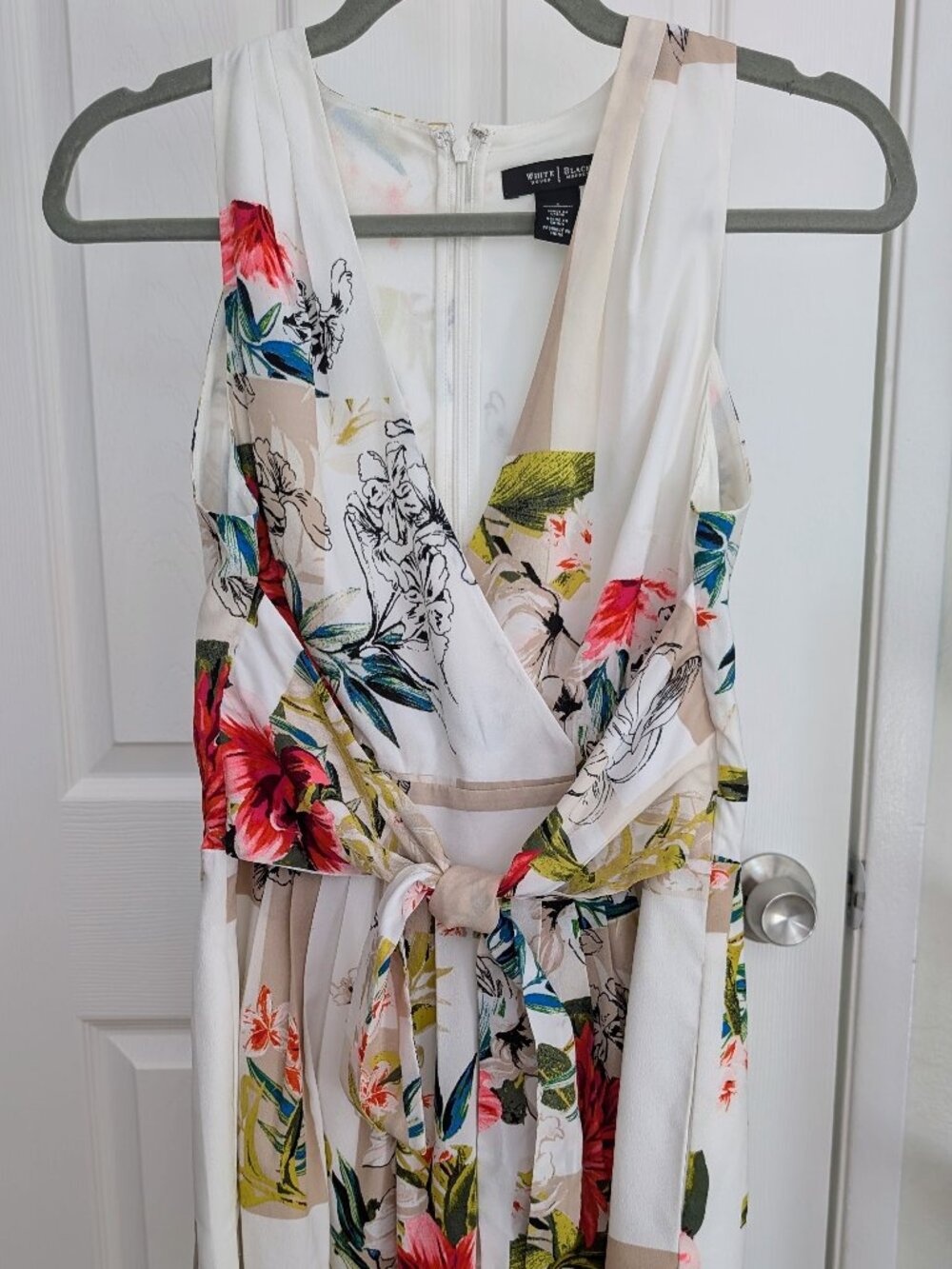 WHBM White Floral, Front Tie Dress (Size 4)